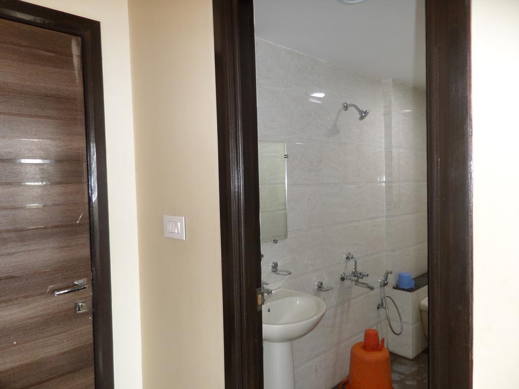 Sai Heera Residency Hotell Shirdi Exteriör bild
