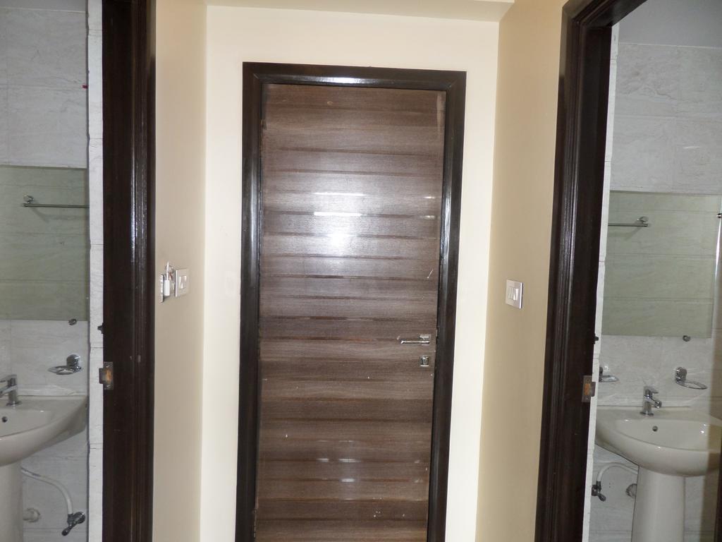 Sai Heera Residency Hotell Shirdi Exteriör bild